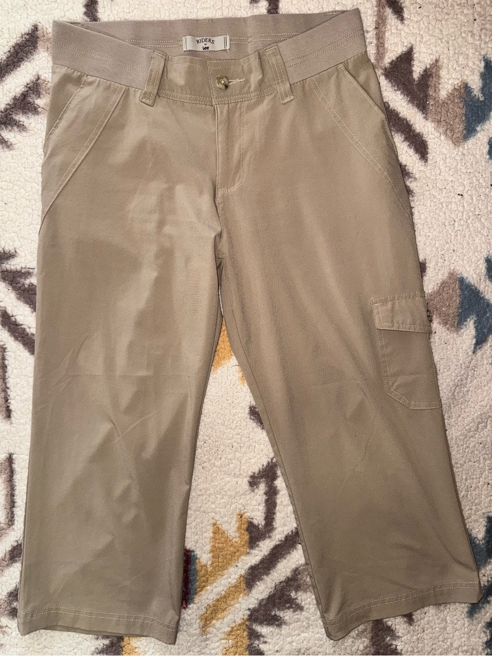 🎃 $5 SALE Riders by Lee Women's Tan Cargo Capri Pants
